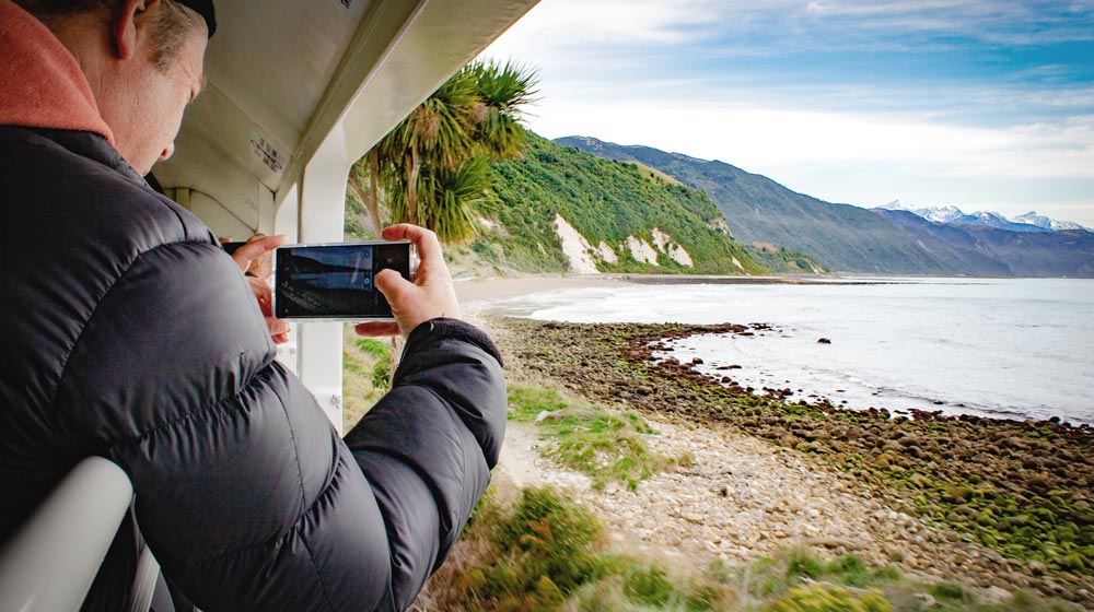 Coastal Pacific Approaching Oaro 2019 RH4871 1000x560
