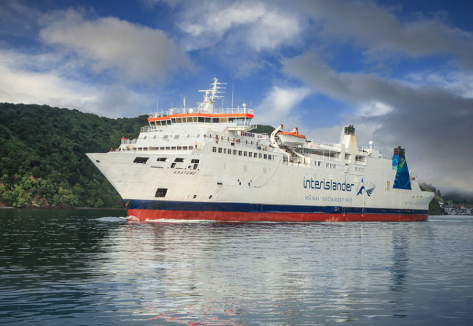 Interislander Aratere Sailing into camera RP96